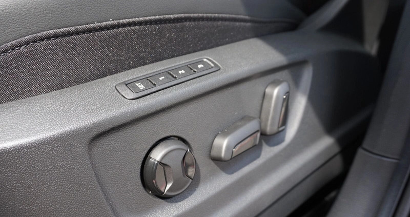 Seat Ateca cena 159500 przebieg: 5, rok produkcji 2024 z Bydgoszcz małe 704